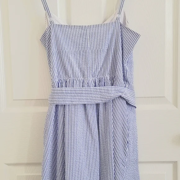 J. Crew Tie-waist midi dress in seersucker, size 2 - Picture 13 of 16